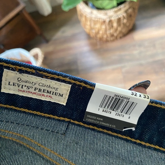 Levi’s Premium Ribcage Boot Cut Jeans: High Key  Dark Wash 32 - Picture 11 of 13